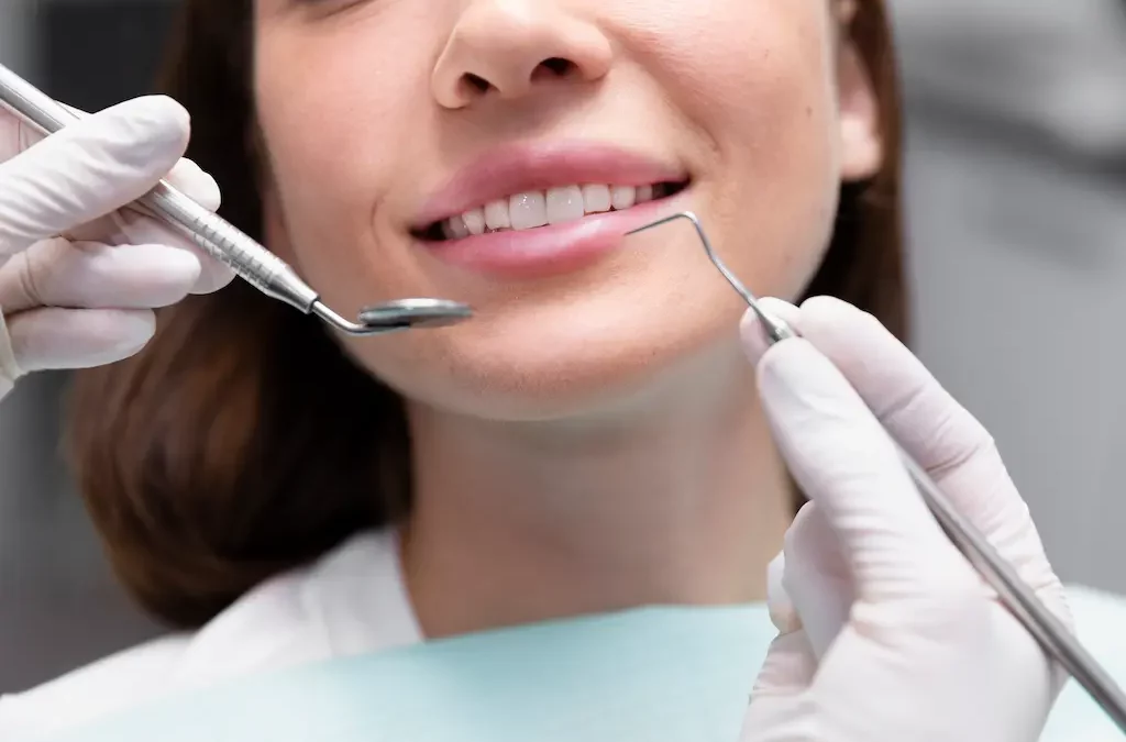 Entendiendo la Pérdida de Hueso Dental: Causas y Soluciones
